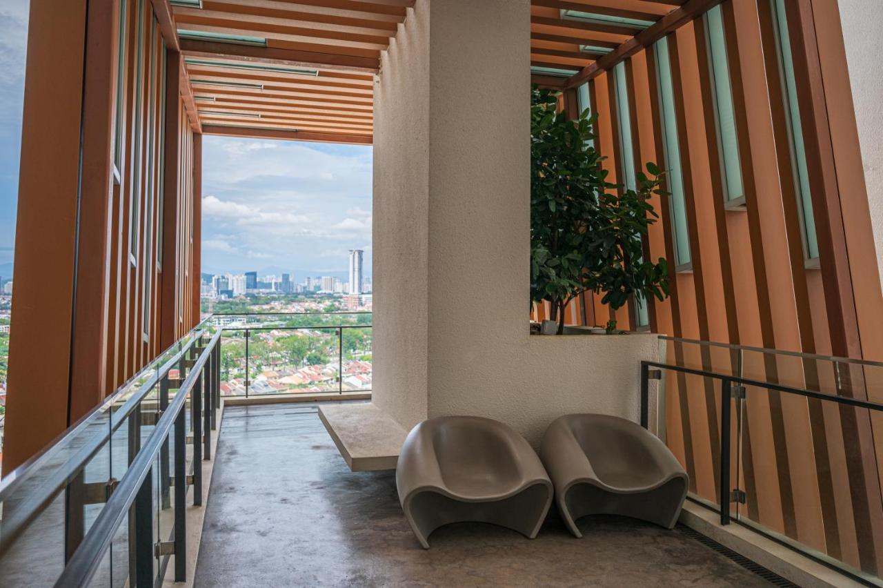 Highpark Suites By Airhost Petaling Jaya Exterior photo